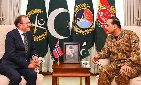 Norwegian Foreign Minister Meets Field Marshal Asim Munir at GHQ