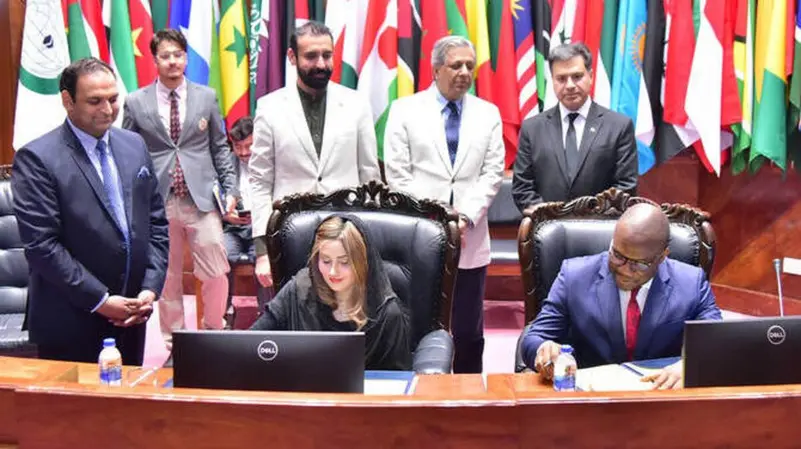 Pakistan has expanded cooperation with an OIC arbitration forum to promote mediation and arbitration and resolve commercial disputes outside lengthy court proceedings.