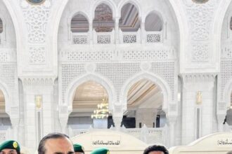 Prime Minister Shehbaz Sharif, Deputy Prime Minister Ishaq Dar, Field Marshal Asim Munir and senior Pakistani officials performed Umrah in Makkah during the Prime Minister's official visit to Saudi Arabia.