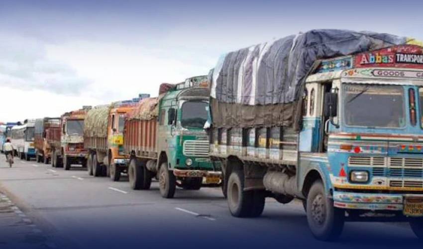 Pakistan Goods Transporters Announce Nationwide Strike from August 8