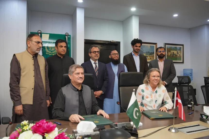 Pakistan and Denmark officials sign the Strategic Sector Cooperation agreement to strengthen renewable energy collaboration.
