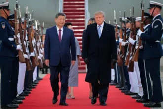 Chinese President Xi Jinping has arrived in the US for a state visit. Donald Trump personally welcomed him and Peng Liyuan at Joint Base Andrews.