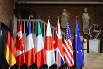 G7 foreign ministers urge Iran to end support for Yemen’s Houthis and call on the group to halt attacks on Saudi Arabia and civilian shipping.