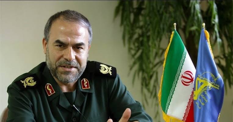 Iranian General Yadollah Javani has warned Arab states hosting US forces that their military sites could face Iranian retaliation.