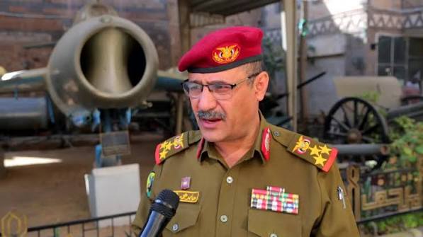 Yemen’s Houthis warn that US military intervention in Yemen could put American interests at risk and threaten shipping through Bab el-Mandeb.