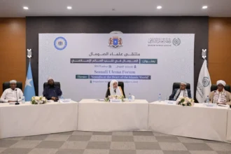 Muslim World League chief Mohammed Al-Issa meets Somali scholars in Mogadishu to strengthen efforts against extremist ideas