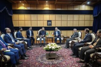 Iran and Pakistan agree to operate active border crossings around the clock and plan a new Kuhak crossing to support trade.