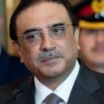 Pakistan President Asif Ali Zardari has arrived in London from Vienna for a two-week stay, with medical checkups expected during his visit.