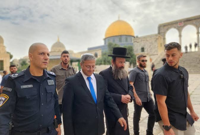 Israeli minister Itamar Ben-Gvir enters the Al-Aqsa Mosque compound, performs Jewish rituals and signals support for a Jewish worship site.