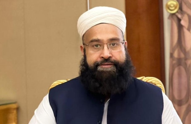 Pakistan Ulema Council Chairman Tahir Ashrafi says the long-standing issue of bank accounts for madrasas has been resolved as banks begin opening accounts.