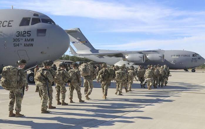 US forces begin their final withdrawal from Iraq after more than two decades, following a 2024 agreement between Washington and Baghdad.