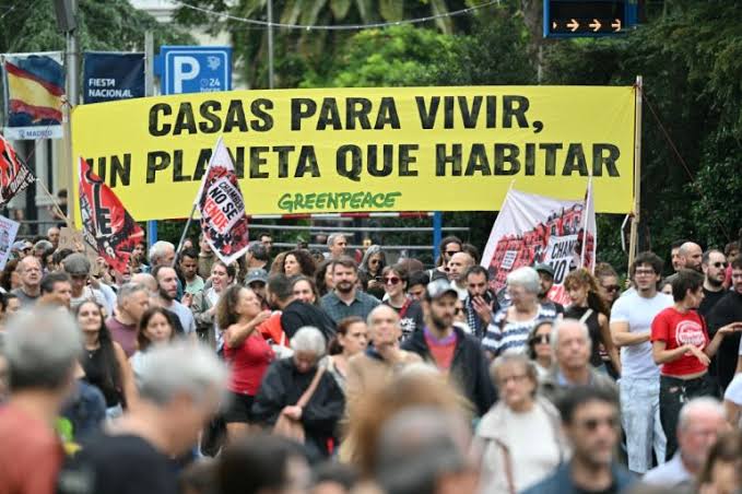 Tens of thousands protest across Spain over rising rents, evictions and a shortage of affordable homes, with clashes reported in Valencia.