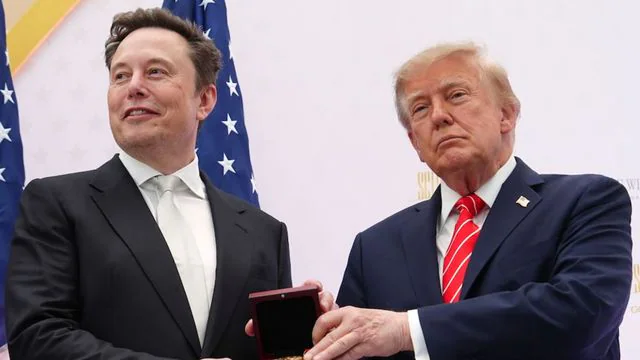 Trump reportedly asked Elon Musk to lift Starlink restrictions in Ukraine. Zelensky says service speeds have not been fully restored.